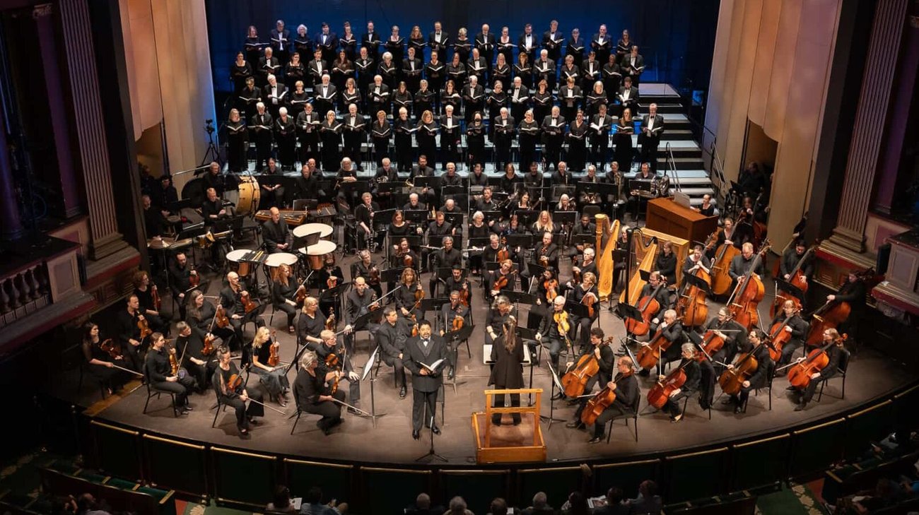 The Winston-Salem Symphony Orchestra and Festival Chorus in performance